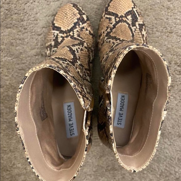 Steve Madden Boots; Women’s Size 8. NWOT - Picture 4 of 4
